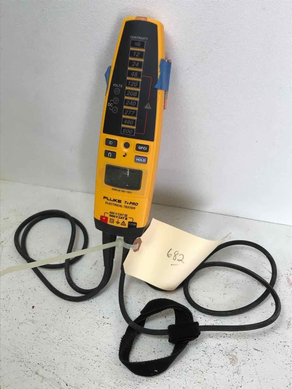 lot 682 image: Fluke T-Plus ProElectrical Tester, 12-600 volts