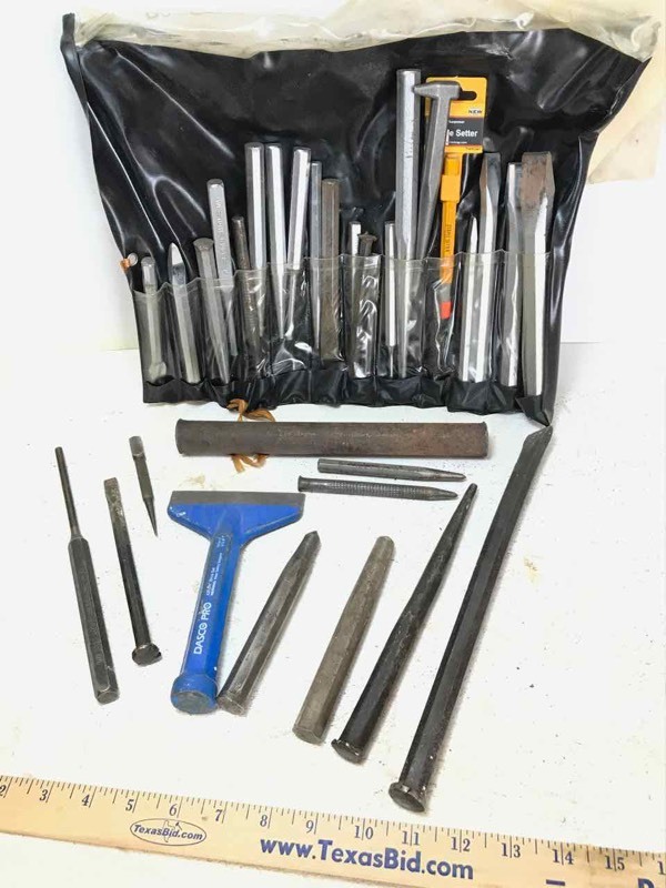 lot 702 image: Steel Cold Chisels