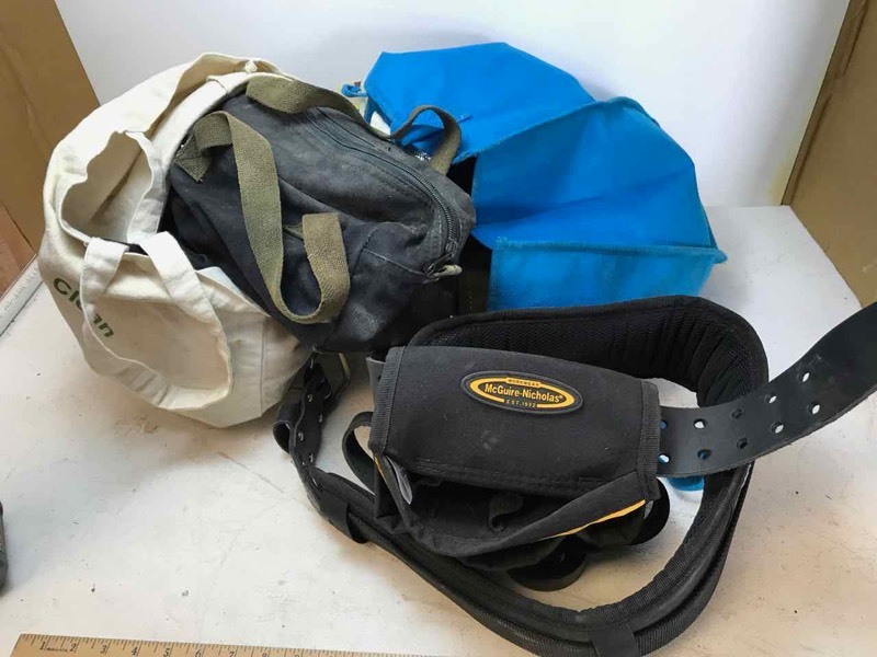 lot 705 image: Bags of bags