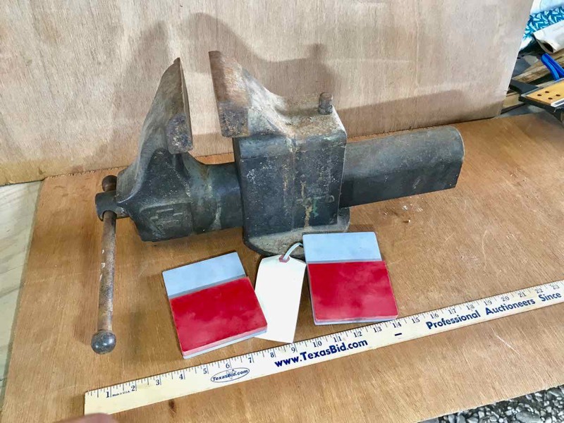 lot 757 image: Proto 4.5 inch Bench Vise