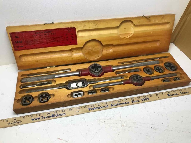 lot 765 image: Craftsman Tap & Die Set, 14 in to 34 in