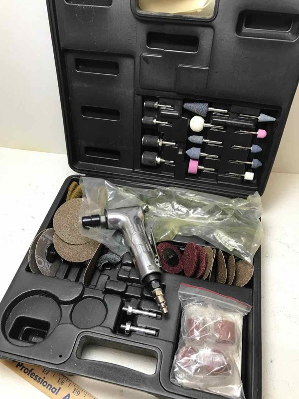 lot 771 image: Pneumatic Angle Die Grinder kit