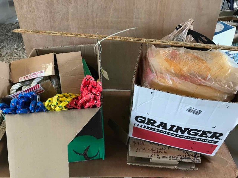 lot 782 image: Assorted Rope, assorted lengths, rope shuttles (3 boxes ropes)