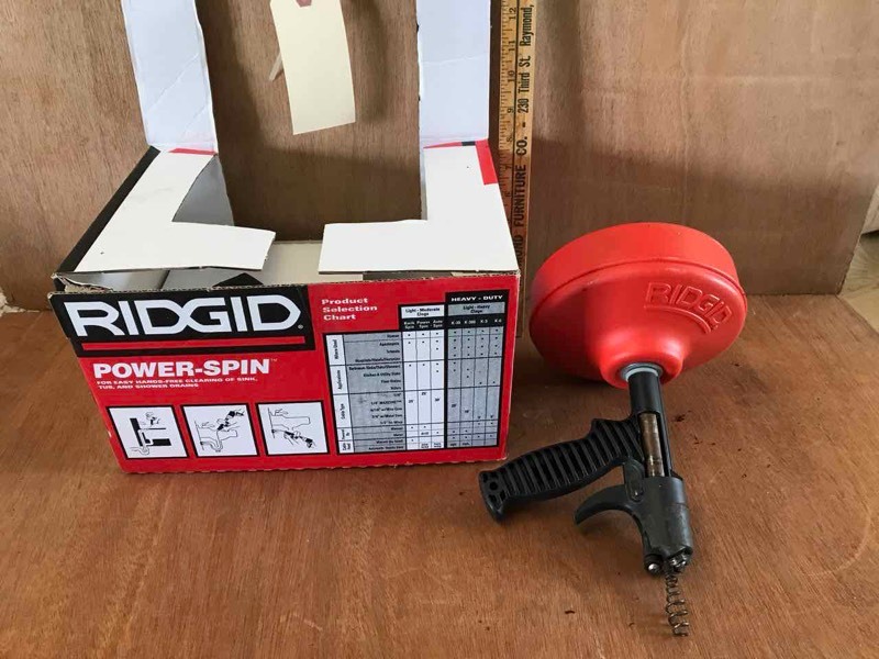 lot 784 image: Ridgid Powerspin Snake