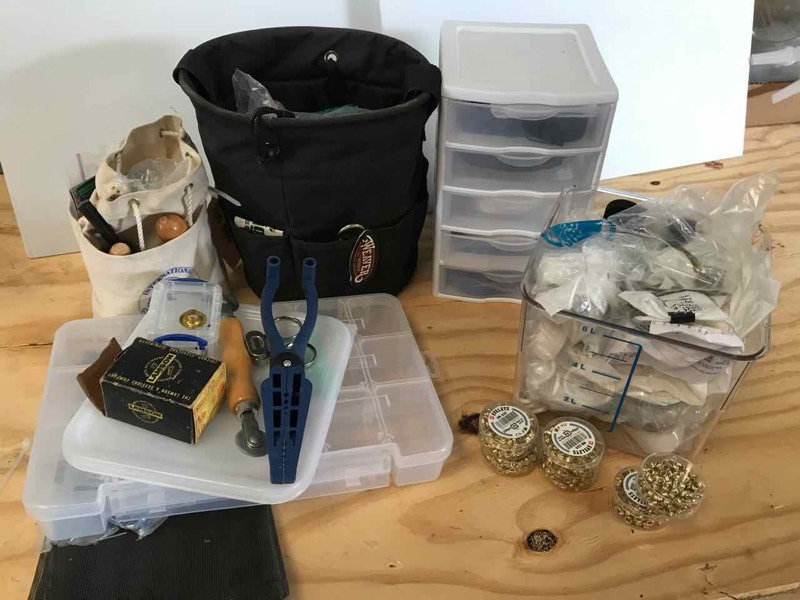 lot 790 image: Bag of rope, webbing, twine, parts bin with nylon webbing