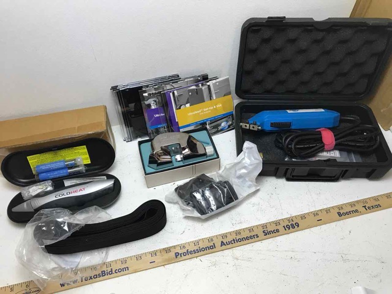 lot 793 image: Sailrite Edge Hot Knife, Dexter Mat Cutter, Cold heat gun