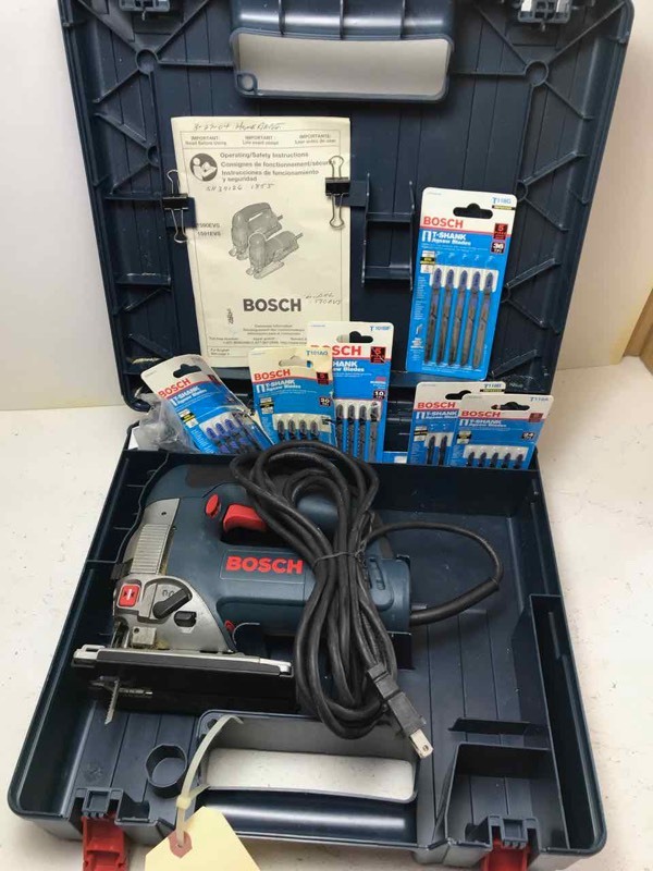 lot 818 image: Bosch Electric Jig Saw and Case