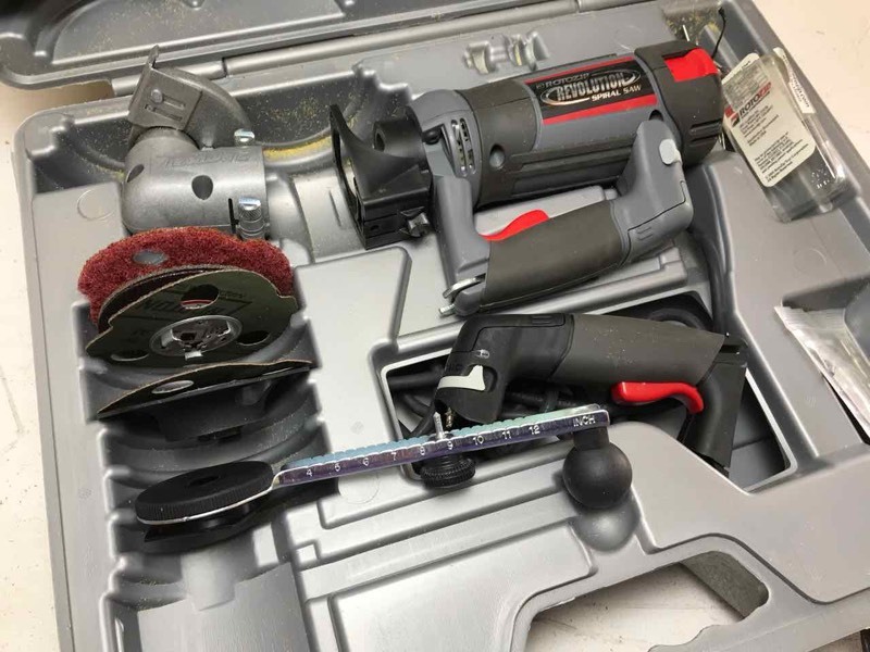 lot 821 image: Rotary Zip Tool, case and accessories
