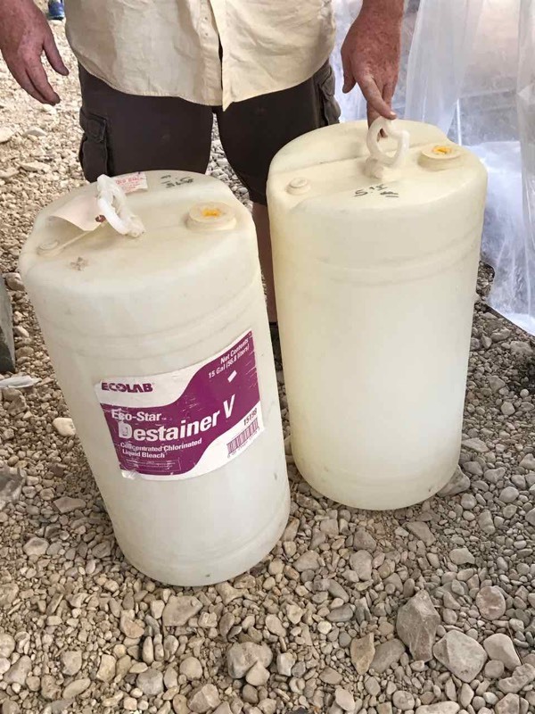 lot 858 image: (2) Plastic Barrels, 15 gal each