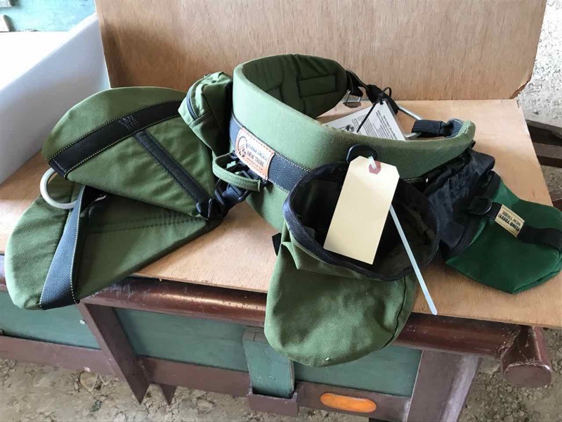lot 862 image: New Tribe Climb Trees harness, Model pro, (green)