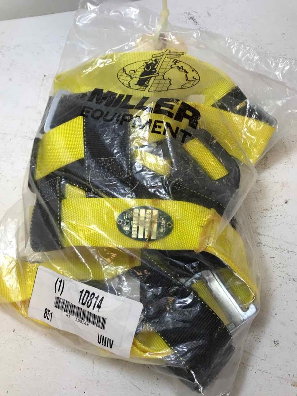 lot 864 image: Miller Body Harness, Style 851 (yellowblack), new in package