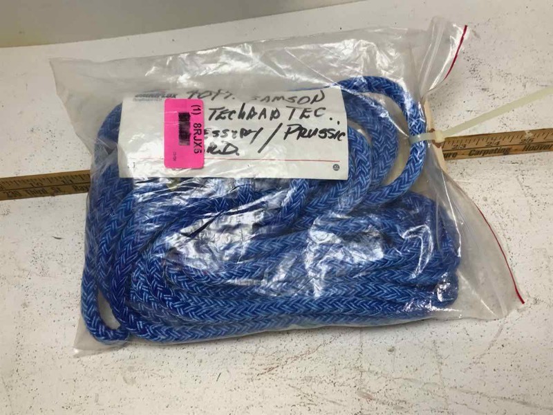 lot 875 image: Rope Samson, 40 ft, 38 in Tech Tec Accessory Cord, (blue)
