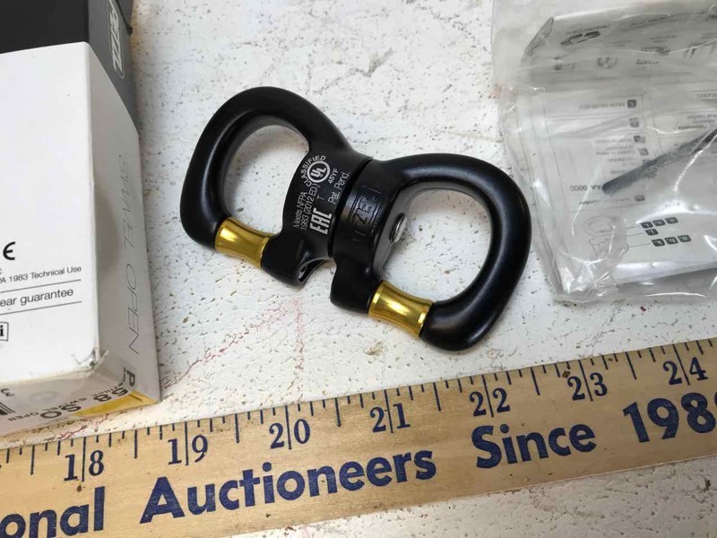 Petzl Swivel open Gated with Sealed Ball Bearings (1), TOOLS…Online Estate  Auction Near Comfort!