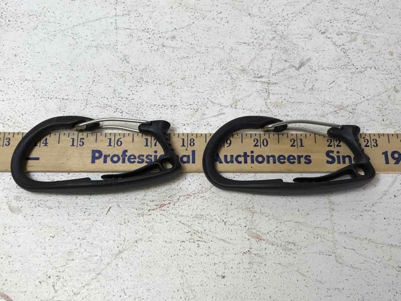 lot 917 image: Petz Carry Tool (2)