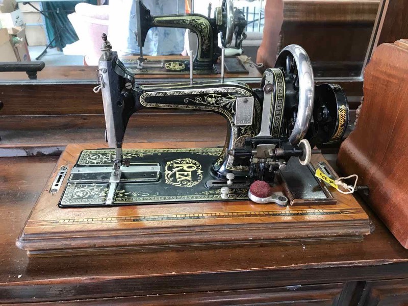 lot 23 image: Antique Rex Sewing Machine