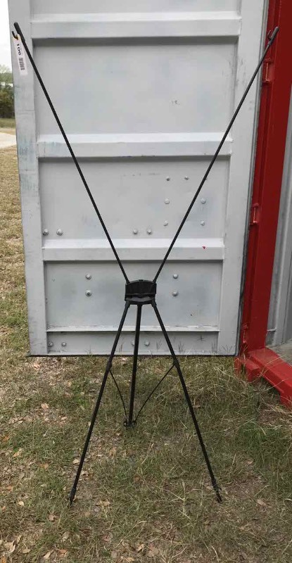 lot 106 image: Portable StandEasel