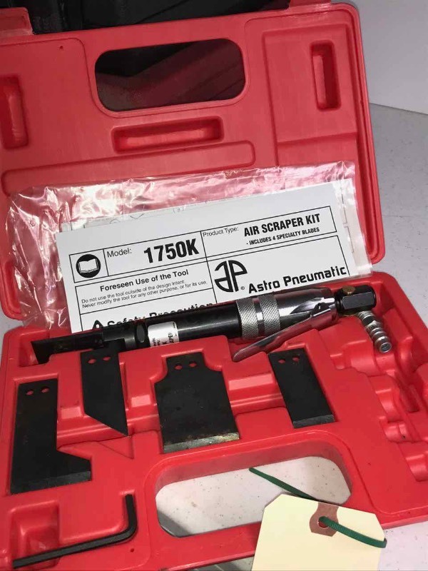 lot 127 image: Astro Pneumatic Air Scraper Kit #1750K
