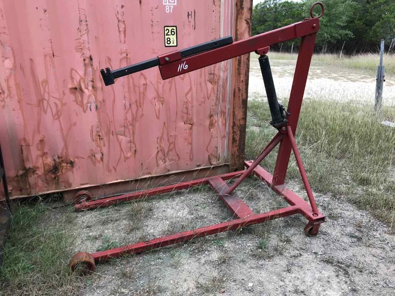 lot 116 image: Engine Hoist