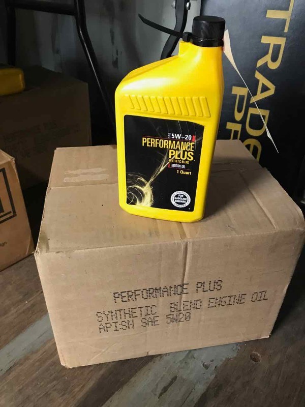 lot 168 image: (12) Unopened Bottles  KLEEN Performance Products Synthetic Blend Motor Oil SAE 5W-20 Performance Plus