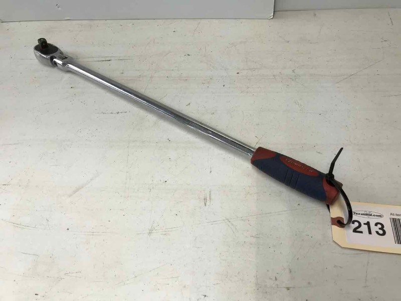 lot 213 image: Extra Long Flex Head Ratchet EZRMR1224F