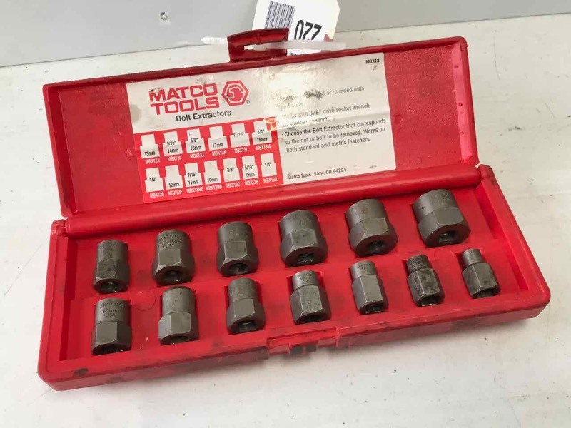 lot 220 image: Matco 13 Pc. Bolt Extractor Set