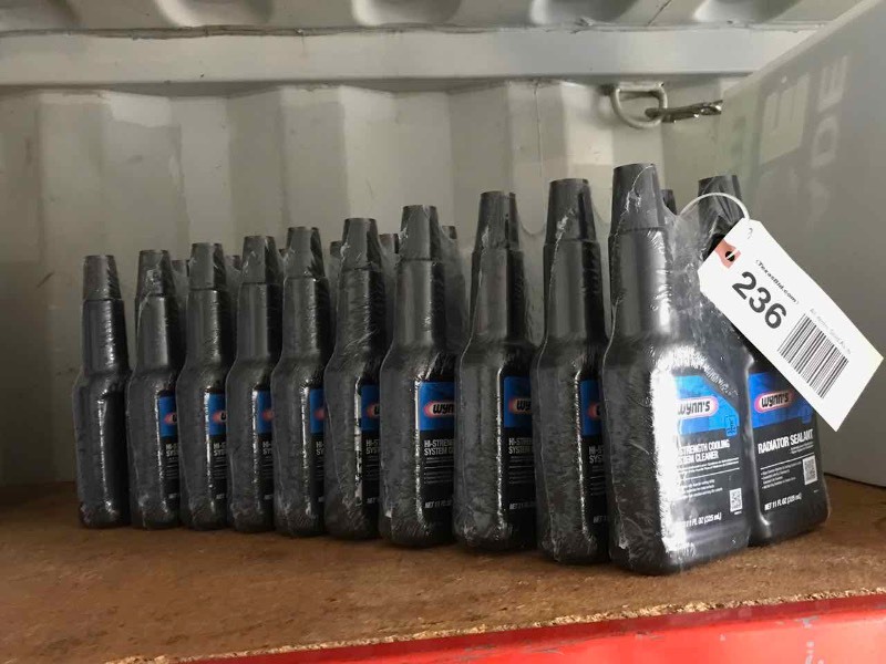 lot 236 image: (10 Bottles) Wynns Radiator & Cooling System Cleaner
