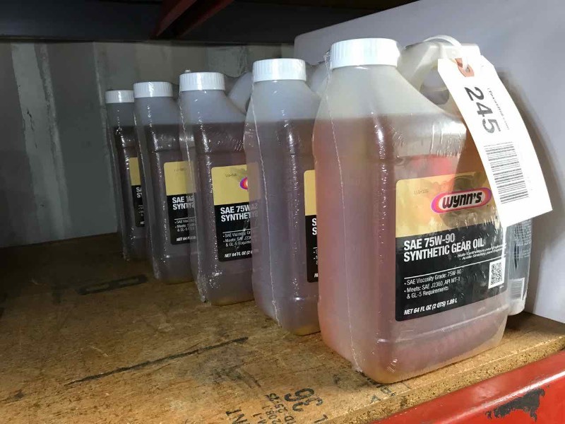 lot 245 image: (5 Bottles) Wynns SAE75W-90 Synthetic Gear Oil
