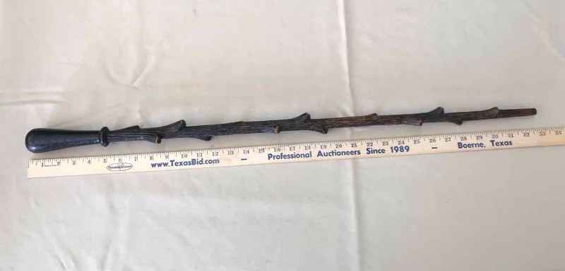 lot 82 image: Pointer Cane  Black, Branch