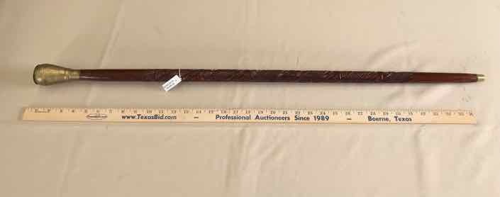 lot 135 image: Cane Compass, Carved Shaft