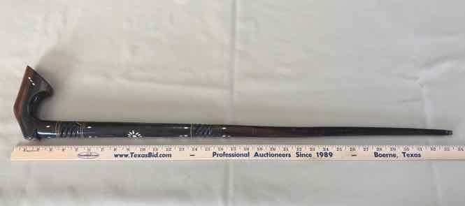 lot 248 image: Cane Inlaid Shell, Dots & Bursts, handle like a pistol grip
