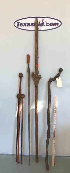 lot 269 image: (6) Pieces  Walking Sticks, Odd & Ends