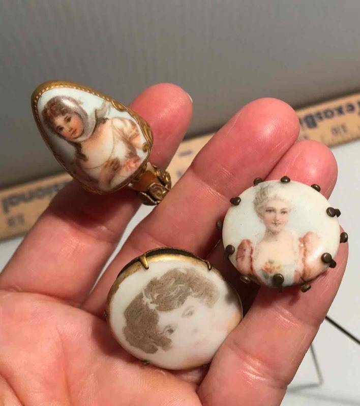 lot 312 image: (3) Hat Pins DecaledPainted Porcelain (Lovely Ladies)
