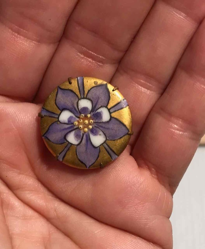 lot 313 image: Hat Pin Art Nouveau Styled Purple Iris (Painted Porcelain)