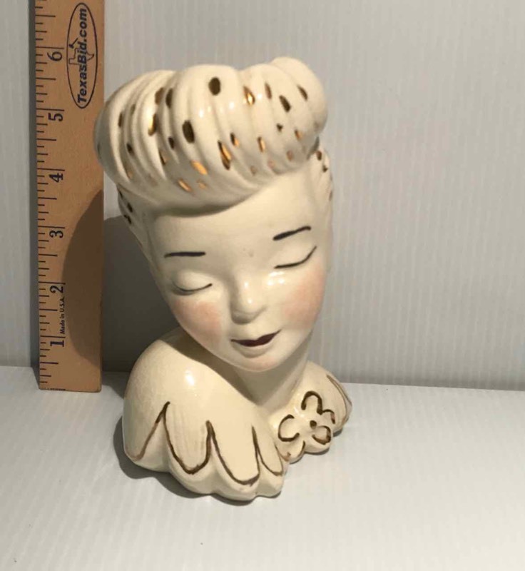 lot 327 image: Vintage Art Pottery Head Vase (Glazed with Gold Details, Blushing Cheeks)