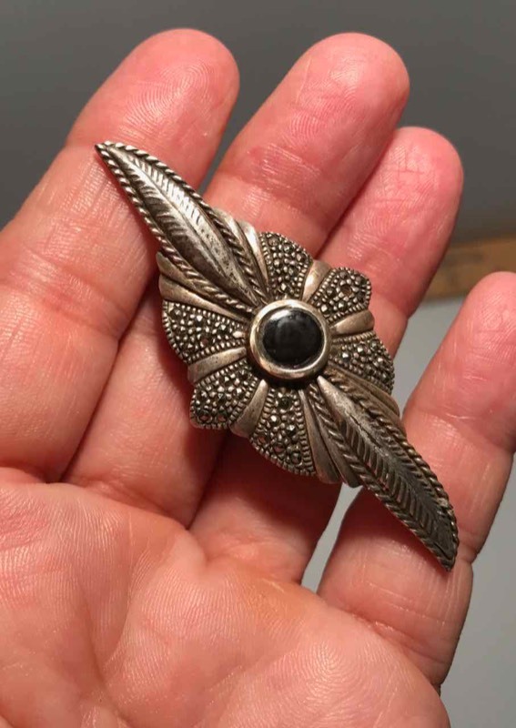 lot 360 image: Hat Pin Multiple Marcasites & Dark Colored Center Stone