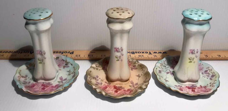 lot 363 image: (3) Antique Porcelain RS Hat Pin Holders (Pink Roses on Blue & White)