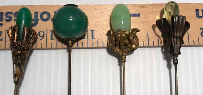 lot 384 image: (4) Hat Pins Greens (stonesglass)