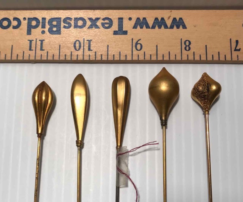 lot 395 image: (5) Hat Pins Gold in Color, Asst. Styles