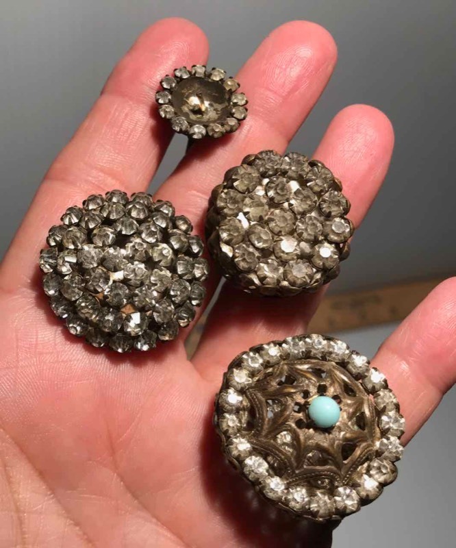lot 399 image: (4) Hat Pins Rhinestones, Round Shapes