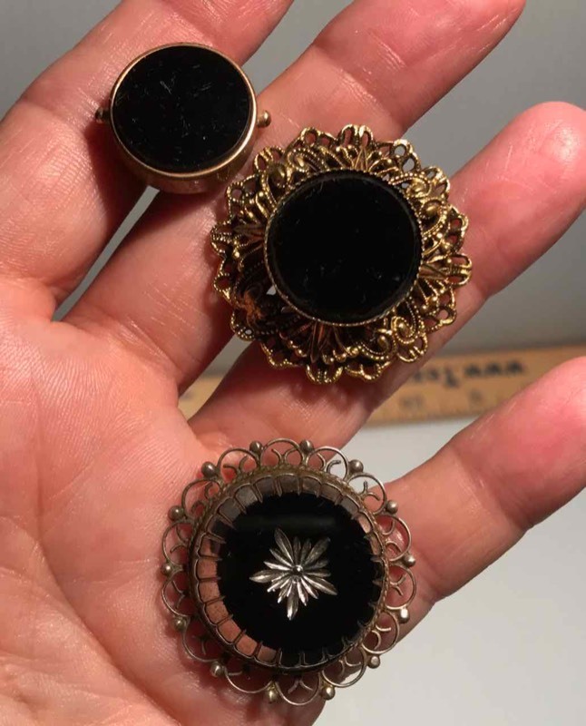 lot 402 image: (3) Hat Pins  Black (Etched Burst, Round Flat Stone, Black Flat Stone
