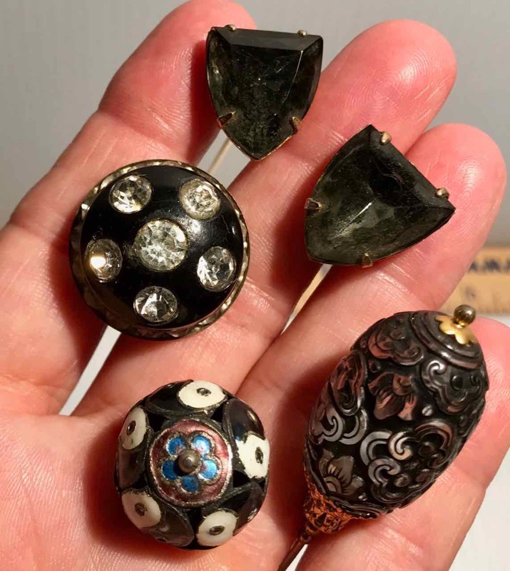 lot 404 image: (5) Hat Pins  Assorted Black, Round, Glass