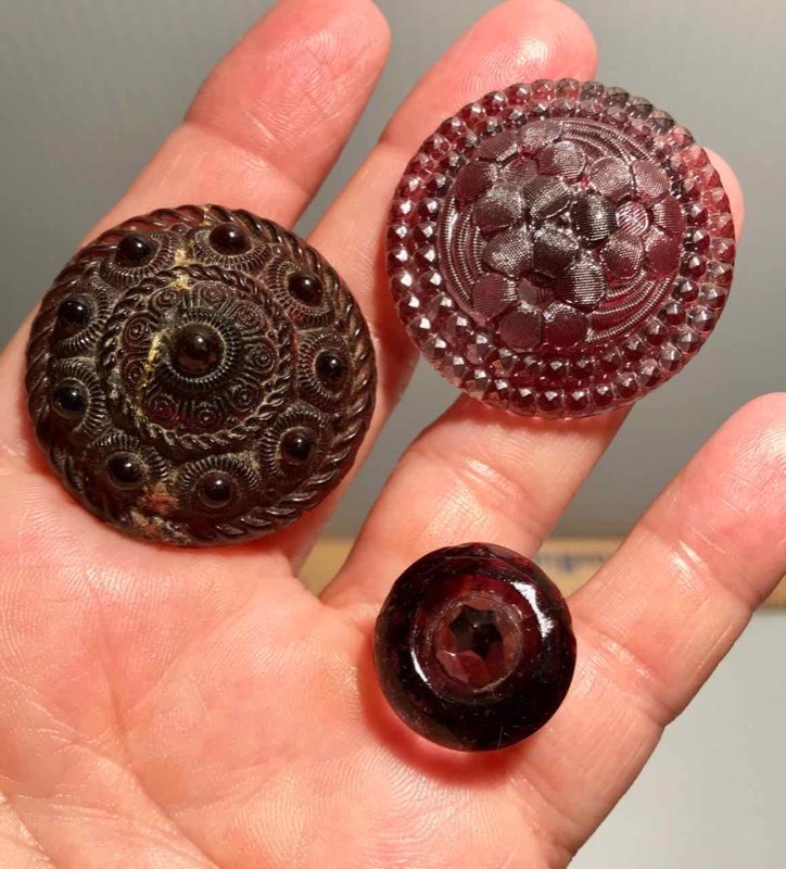 lot 407 image: (3) Hat Pins  Purple, Glass