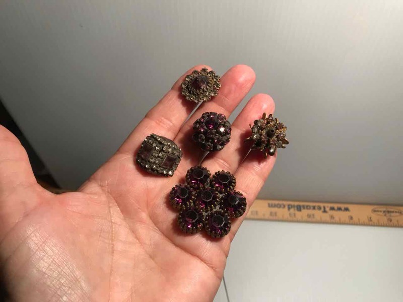 lot 408 image: (5) Hat Pins Purple, RhinestonesStones