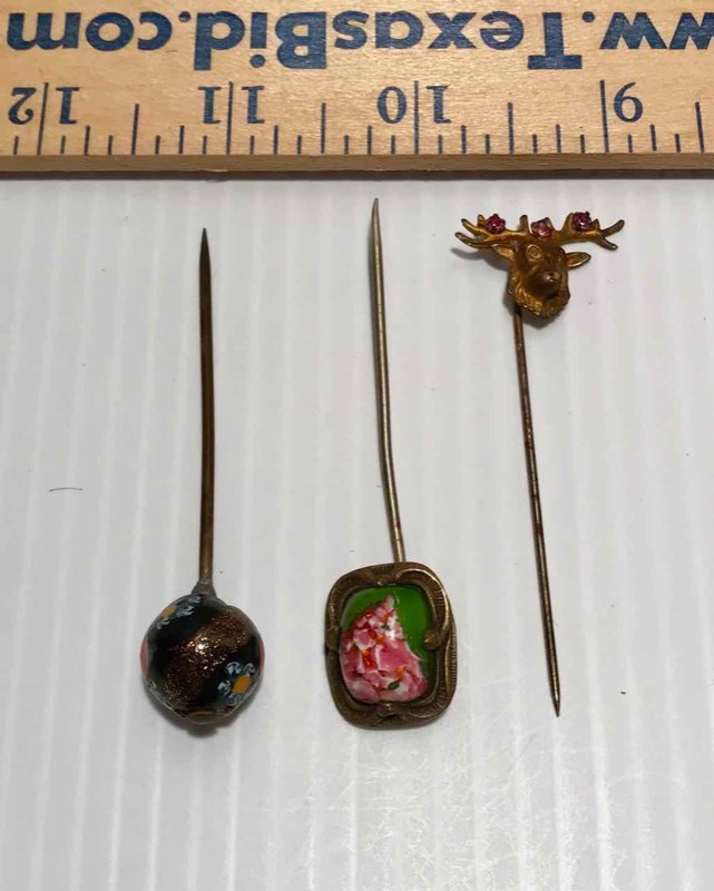 lot 430 image: (3) HatLapel Pins Deer, Colorful Beads