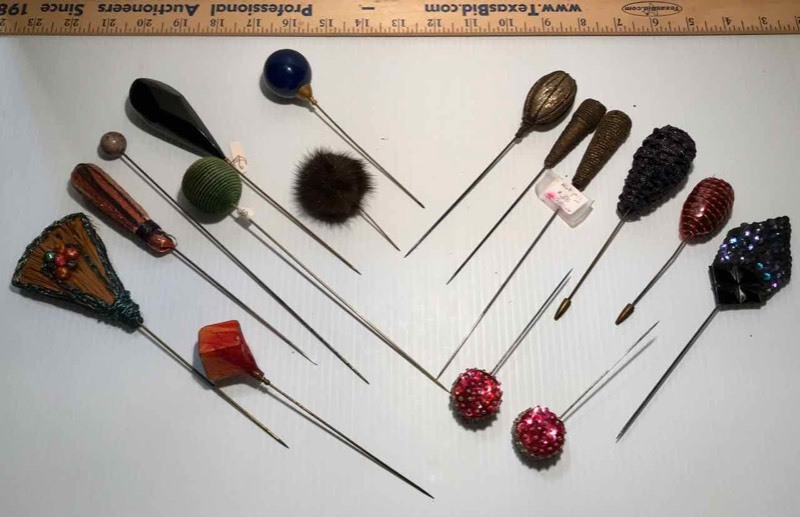 lot 439 image: Hat Pins  Assorted, Figural