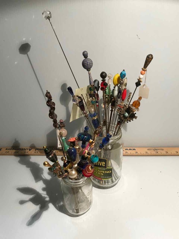 lot 440 image: Hat Pins  Colorful Beads