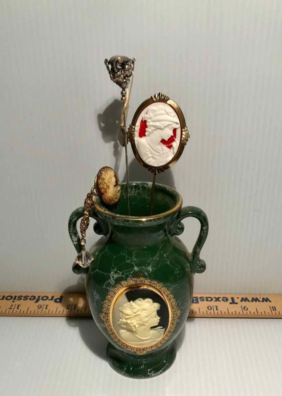 lot 442 image: Cameo Style  (3) Hat Pins, Mount Clemens Pottery Vase, (1) Loose Oval