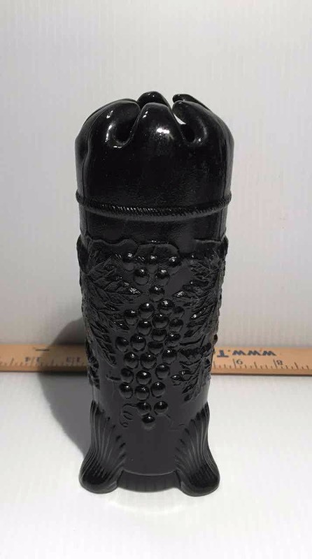 lot 456 image: Hat Pin Holder  Black Glass, Pressed