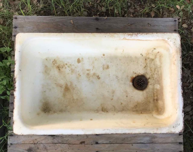 lot 506 image: AntiqueVintage Sink, Cast Iron Enamel Farm Style