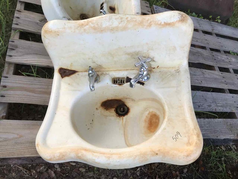 lot 509 image: AntiqueVintage Sink, Cast Iron Enamel with Backsplash